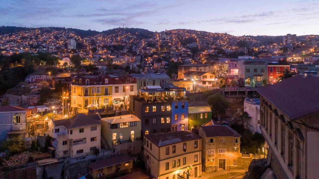 فندق فونا فالبارايسو المظهر الخارجي الصورة
